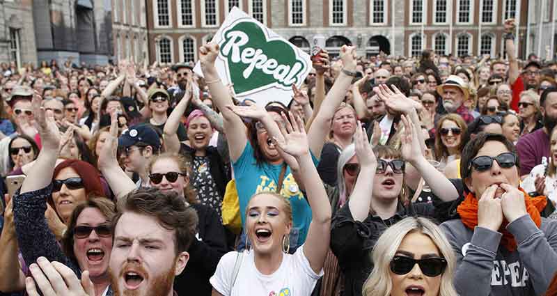 Irski referendum